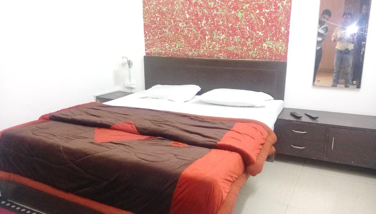 Hotel Aashiyanaa Palace Agra  Extérieur photo